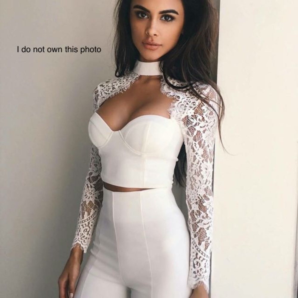 White Lace Long Sleeve Crop Top